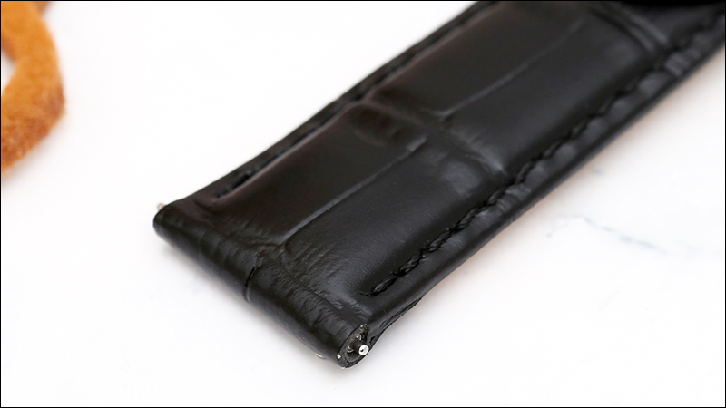 Bạn c&oacute; thể tự đục lỗ d&acirc;y da nếu chất d&acirc;y kh&ocirc;ng qu&aacute; d&agrave;y